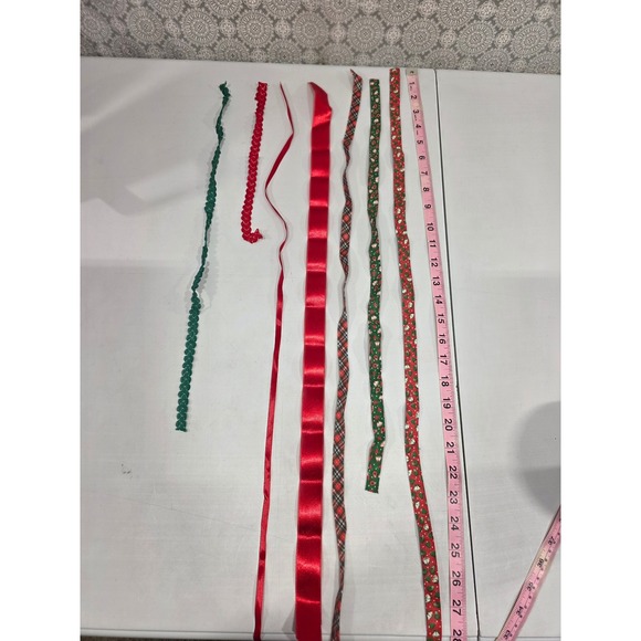 Vintage Christmas Place Mats Cloth Placemats Snowmen Holiday Table Linens Ribbon - Picture 14 of 16